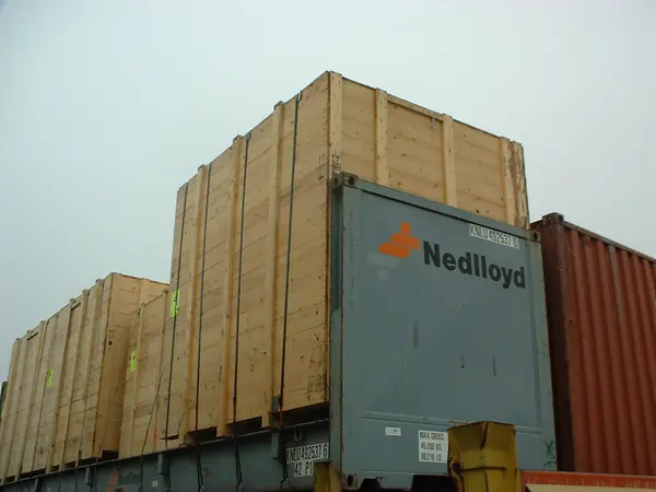 Flat rack 01.jpg